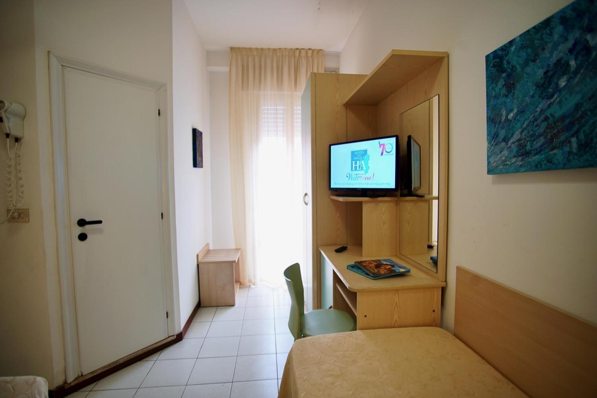 Hotel Dell'Angelo Rimini Esterno foto